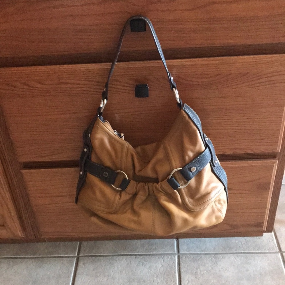Tignanello light brown purse.